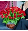Корзина с красными розами «Алая империя»