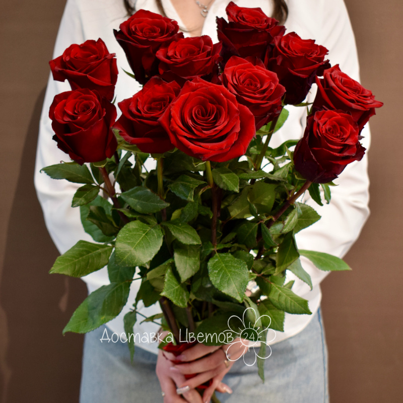 Букет из 11 красных роз 1