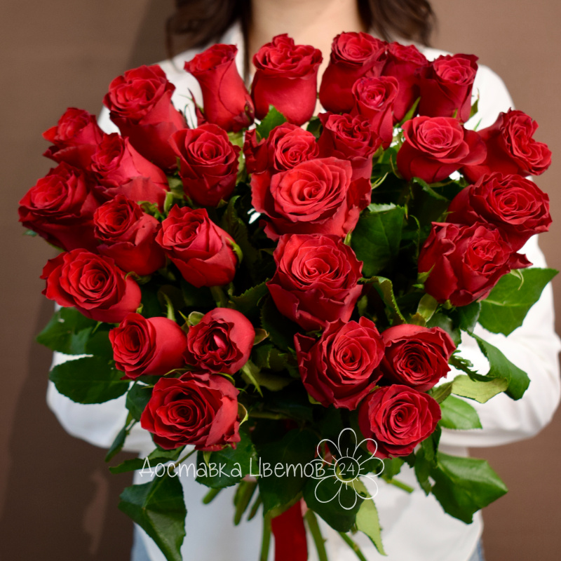 Букет из 31 розы кения