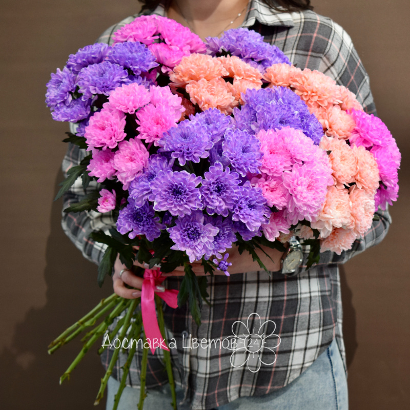 Букет 9 цветных хризантем